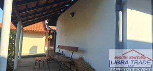 IBA U NÁS! PREDAJ - Murovaný domček s klembovou pivnicou a záhradou v obci Svätý Peter  — foto 3