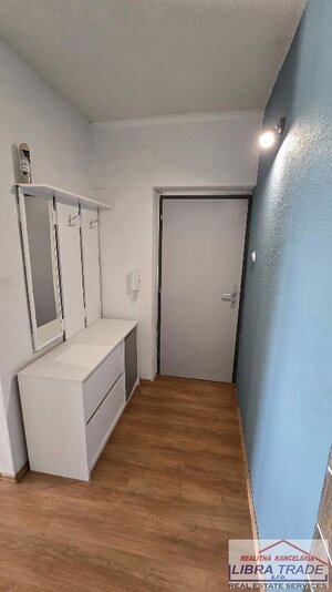 Prenájom - 2 -izbového bytu v Šuranoch. — foto 2