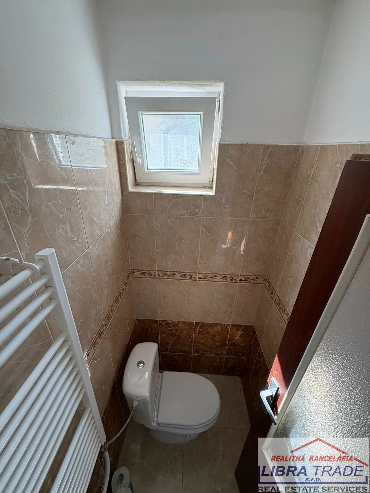 PRENÁJOM  9-izbového domu na ubytovanie - Šurany, Kostolný Sek — foto 10