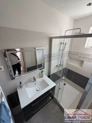 PRENÁJOM  9-izbového domu na ubytovanie - Šurany, Kostolný Sek — foto 9