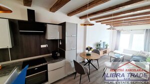 PREDAJ - Kompletne prerobený 4 izbový rodinný dom v CENTRE Komárna pamiatková zóna VÝHODNÁ KÚPA!  — foto 5