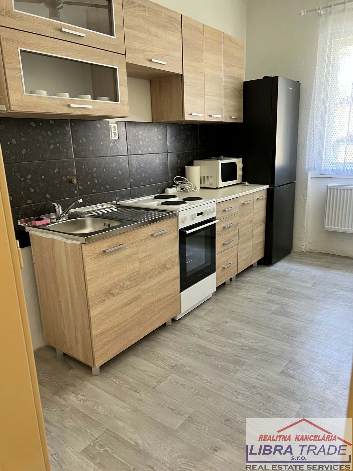   PRENÁJOM RODINNÉHO DOMU – ŠURANY, časť NOVÝ SVET