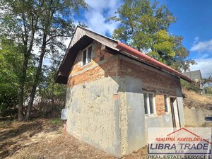 MUŽLA - ponúkame na predaj chatku s elektrinou a pivnicou. ODPORÚČAME. — foto 1