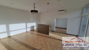 PRENÁJOM - Kancelárskych obchodných priestorov v centre Komárna s garážou na záhradníckej ulici v Komárne   — foto 3