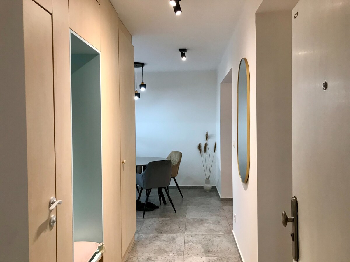 predáme 2 izb byt po kompletnej rekonštrukcií na Miletičovej ulici — foto 4