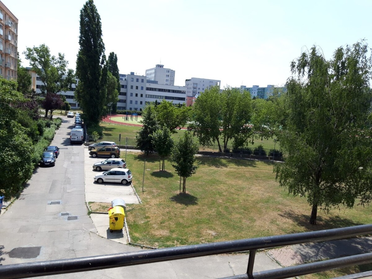 Prenajmeme zrekonštruovaný 2,5 izb byt na Ostredkovej ulici — foto 12