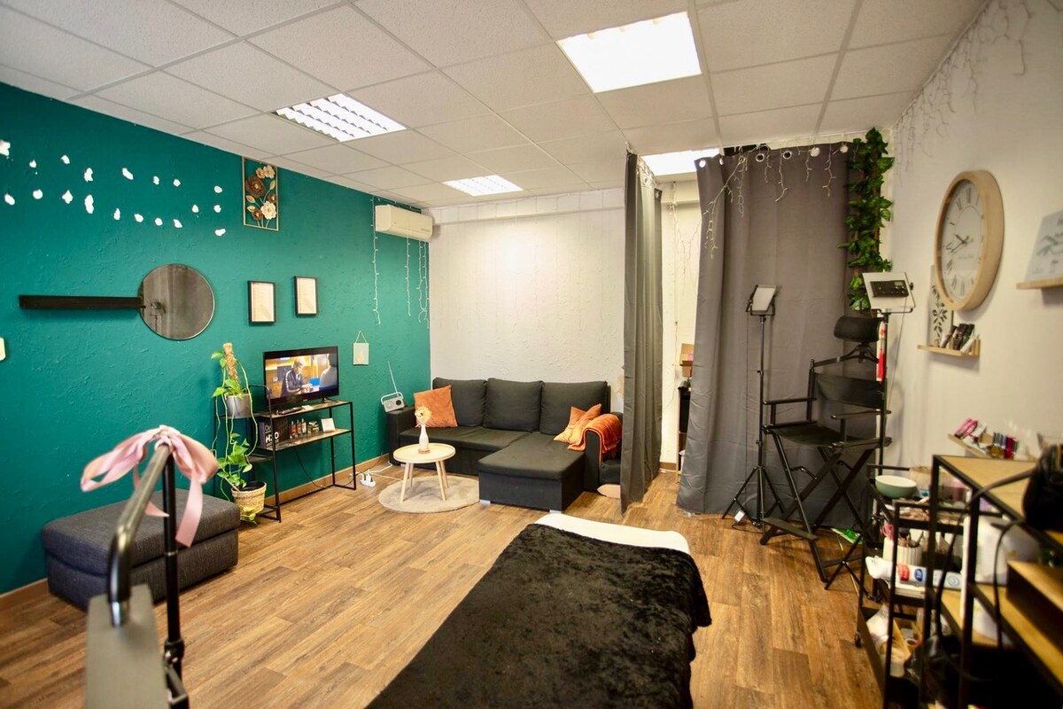 Predáme obchodno - administratívnu budovu v centre Topoľčian — foto 4