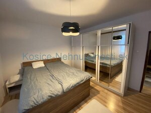 8-izb. RD 300m2, 742m2 poz. + garáž + dielňa + altánok, Trebišov — foto 5