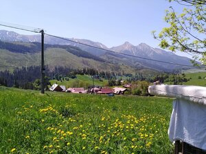 ZNÍŽENÁ CENA Z 360000 EUR - Chalupa na predaj Ždiar s pozemkami celkom 6563 m2 — foto 1