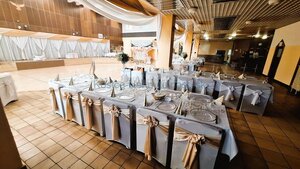 Podnikateľský objekt 3240 m2  Veľké Kapušany — foto 7
