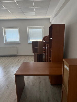 PRENÁJOM MODERNÝCH KANCELÁRSKYCH PRIESTOROV V NITRE — foto 9