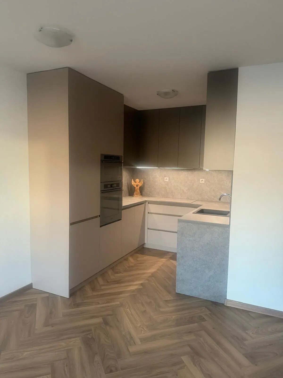 NOVOSTAVBA V SRDCI NITRY 2-IZBOVÝ BYT 55 m² + GARÁŽ — foto 12