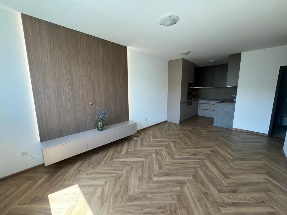 NOVOSTAVBA V SRDCI NITRY 2-IZBOVÝ BYT 55 m² + GARÁŽ — foto 4