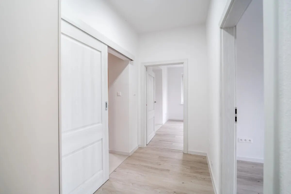 3 izbovy byt,100 m2,pivnica,súkromné parkovanie,predzáhradka — foto 18