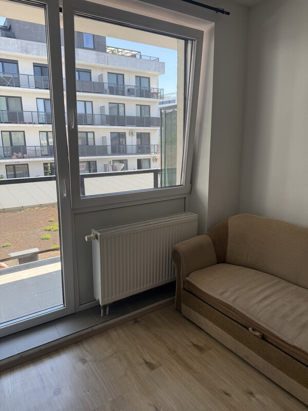 „NOVOSTAVBA – CENTRUM NITRY – VEĽKÝ BALKÓN – INVESTIČNÝ BYT“
