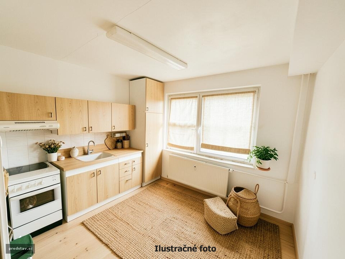 Priestranný 2-iz byt v Snine – 72 m² — foto 4
