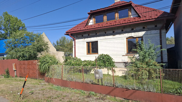 RODINNÝ DOM V CENTRE STAKČÍNA – UL. DUCHNOVIČOVA