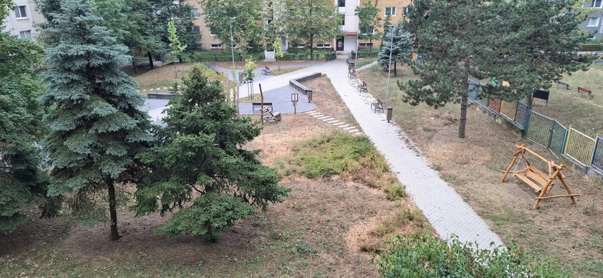 KOMPLETNE ZREKONŠTRUOVANÝ 3-IZBOVÝ BYT - Ťahanovce — foto 11