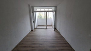 KOMPLETNE ZREKONŠTRUOVANÝ 3-IZBOVÝ BYT - Ťahanovce — foto 6