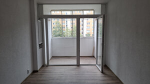 KOMPLETNE ZREKONŠTRUOVANÝ 3-IZBOVÝ BYT - Ťahanovce — foto 7