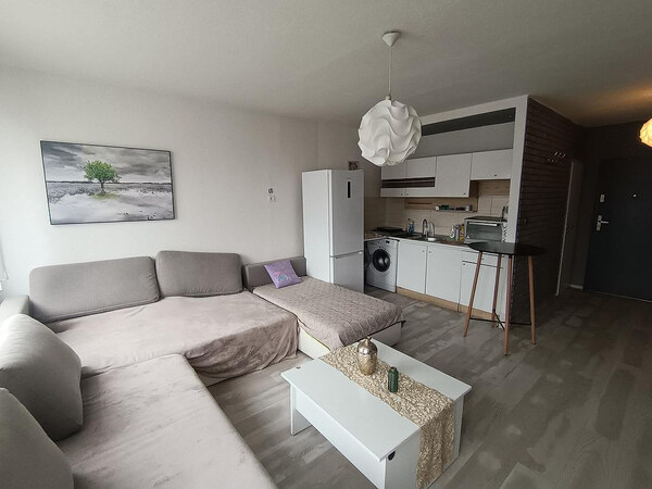 Na prenájom veľká zariadená garsónka na Sídlisku III – 32 m²