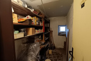 NA PREDAJ: 2-izbový byt s balkónom na Sídlisku I – ideálny na rekonštrukciu — foto 10