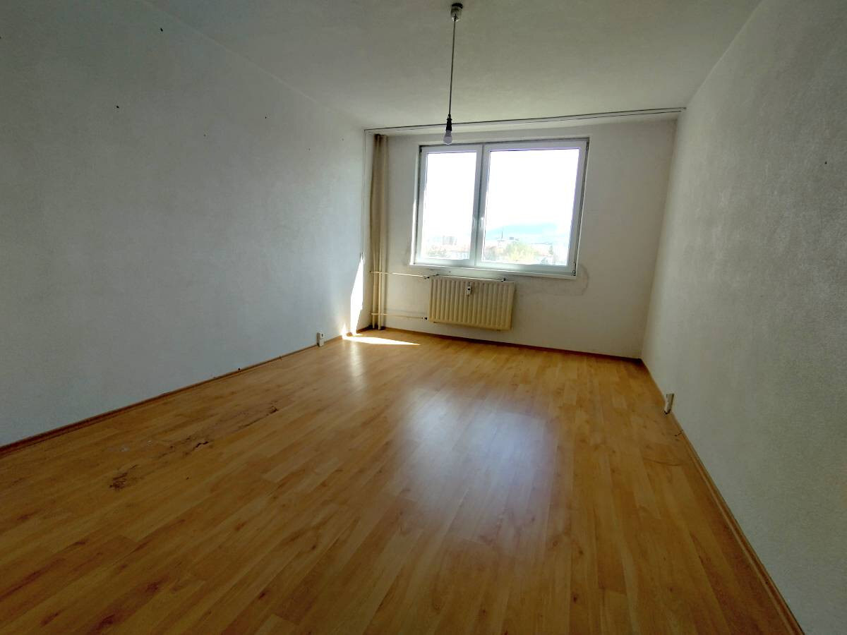 REZERVOVANÝ, 4-izbový byt, 100 m² — foto 3