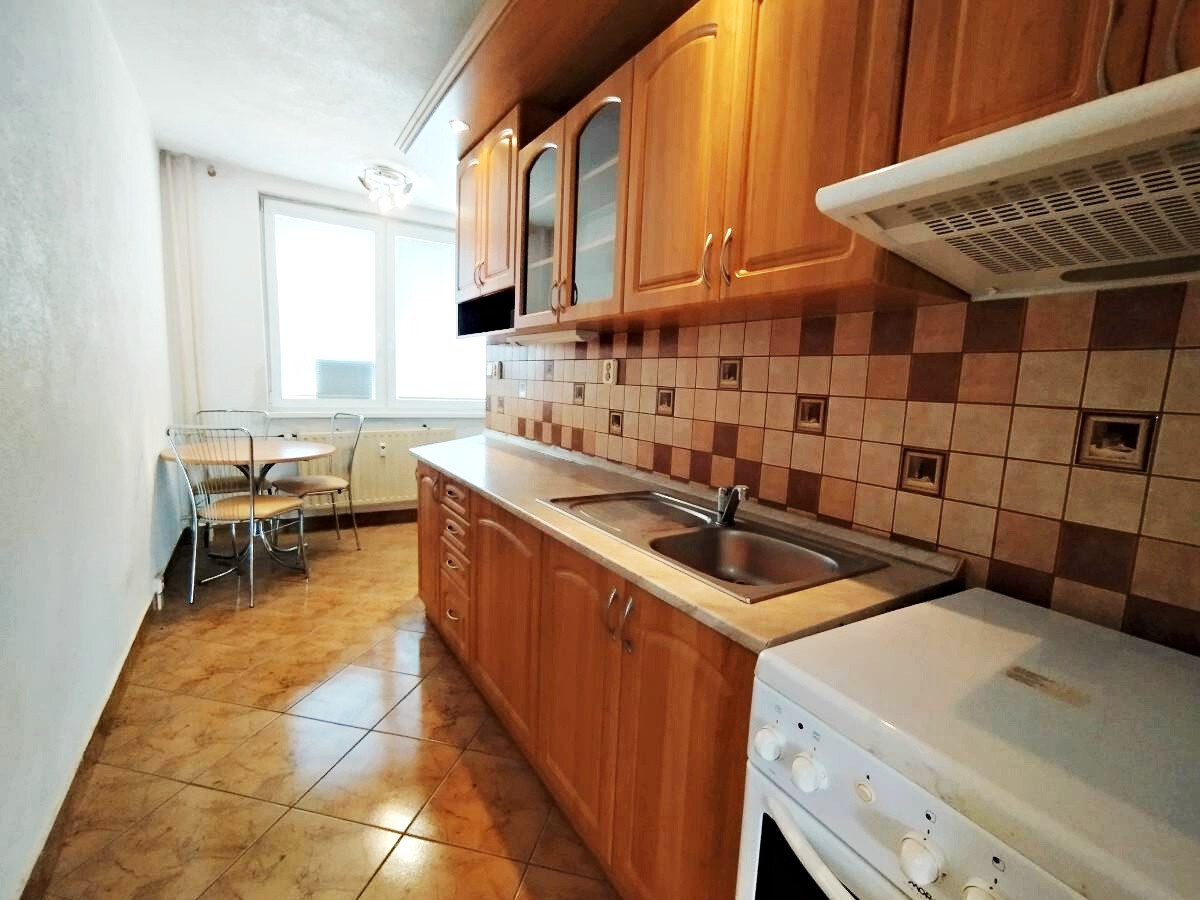 REZERVOVANÝ, 4-izbový byt, 100 m² — foto 5