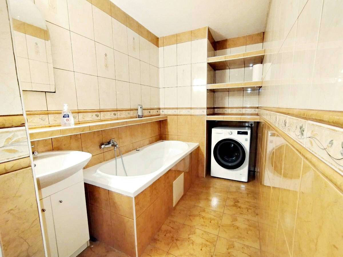 REZERVOVANÝ, 4-izbový byt, 100 m² — foto 6