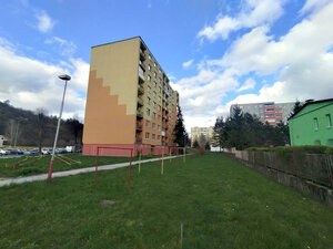 REZERVOVANÝ, 4-izbový byt, 100 m² — foto 1