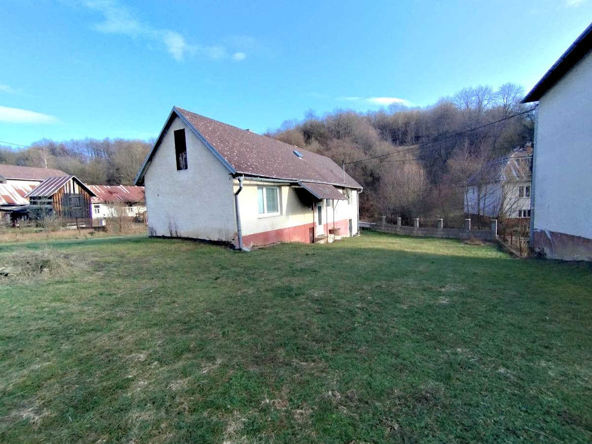 Rodinný dom s 3000 m² pozemkom – Pčoliné — foto 4