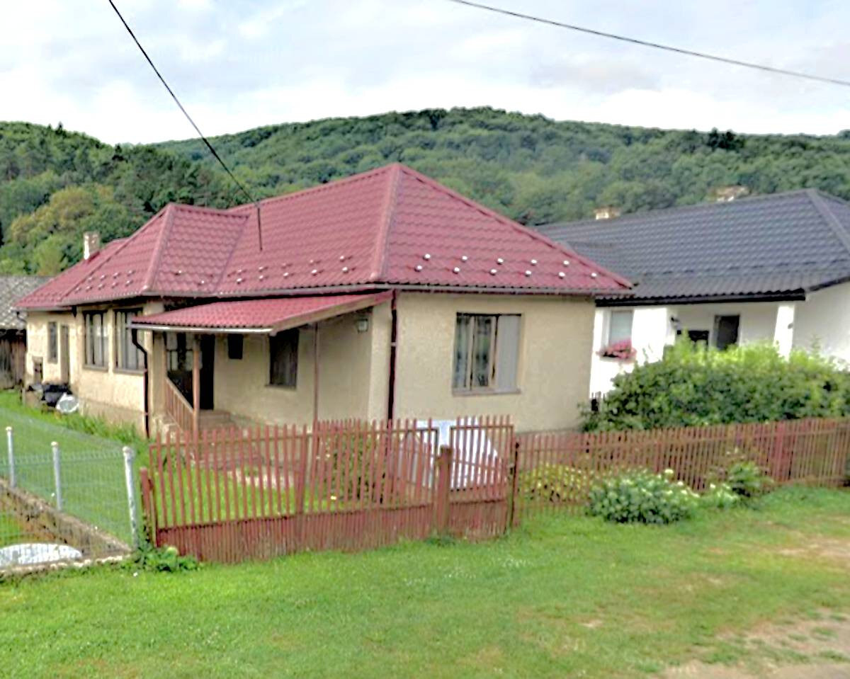 PREDANÝ, Rodinný dom - chalupa v Ubli na predaj.