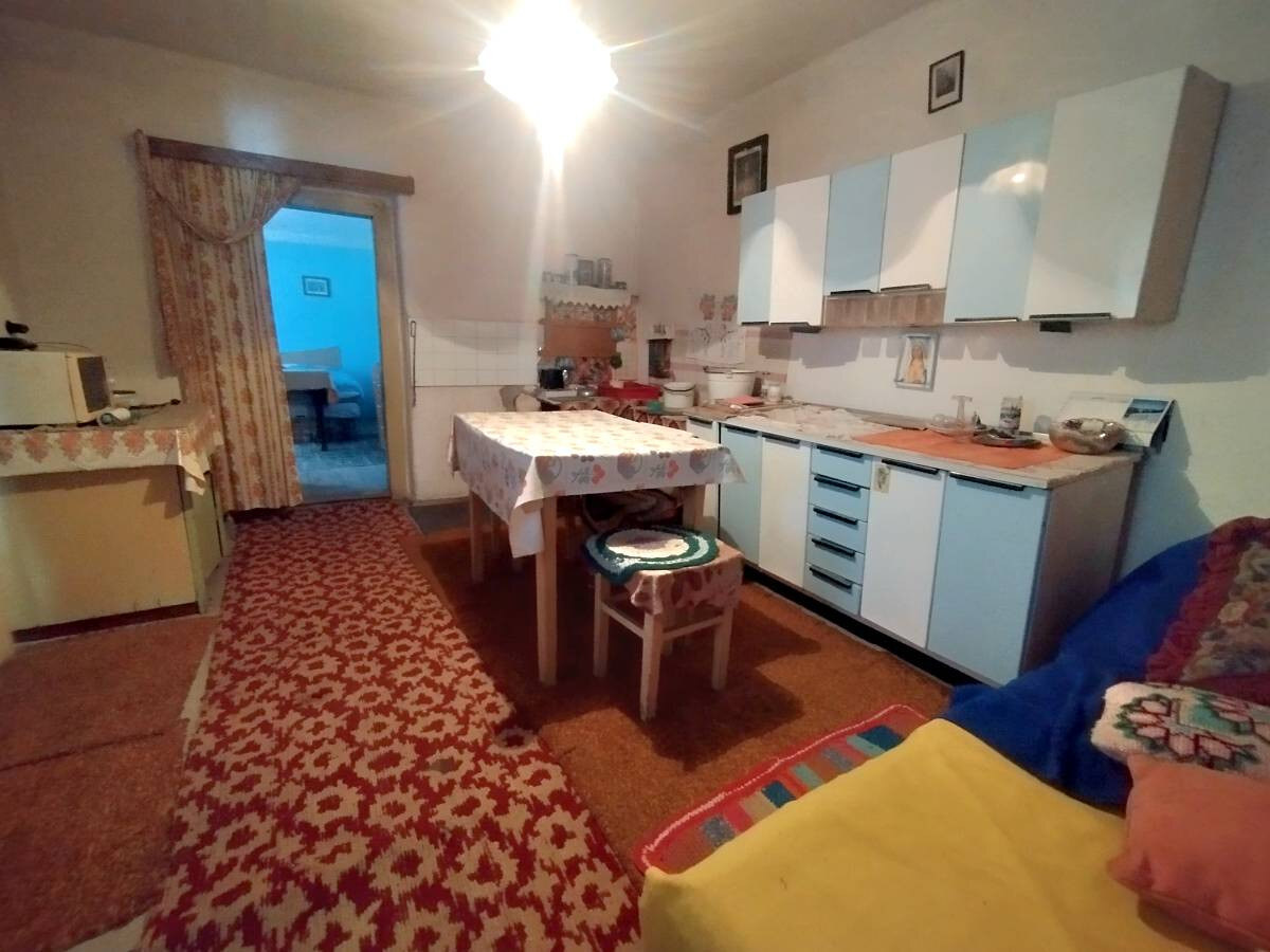 PREDANÝ, Rodinný dom - chalupa v Ubli na predaj. — foto 6