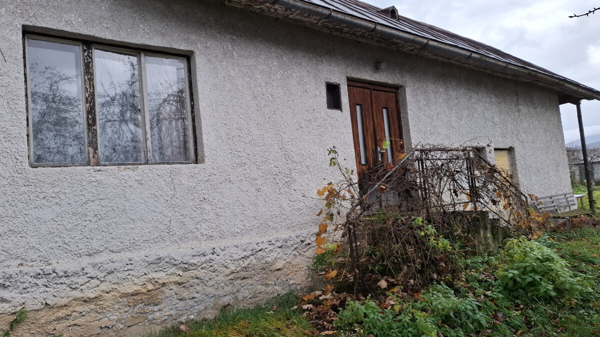 Rodinný dom / chalupa – Dlhé nad Cirochou