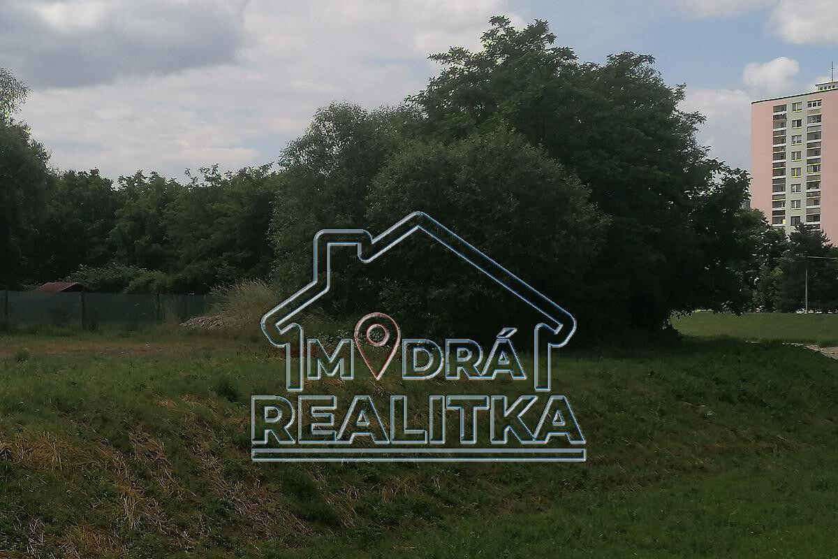 Lukratívny pozemok pri Laborci na predaj — foto 4