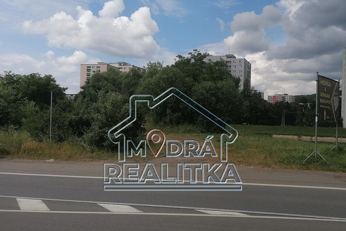 Lukratívny pozemok pri Laborci na predaj — foto 6