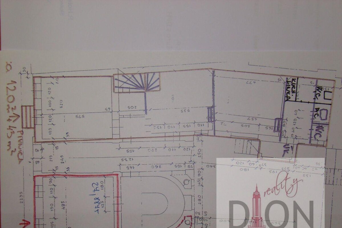 OBCHODNÝ PRIESTOR NA PRENÁJOM V CENTRE MESTA S VÝKLADOM A VSTUPOM Z ULICE — foto 3