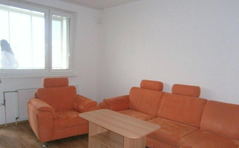 Prenájom 3 izb. MÁNESOVO NÁM. zač. Petržalky) za 550 EUR — foto 2
