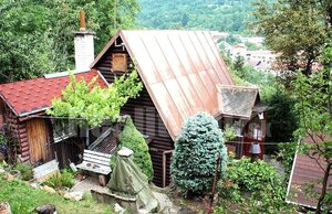Rekreačná chata Kremnica na predaj, udržiavaná, dobrá dostupnosť do centra — foto 1