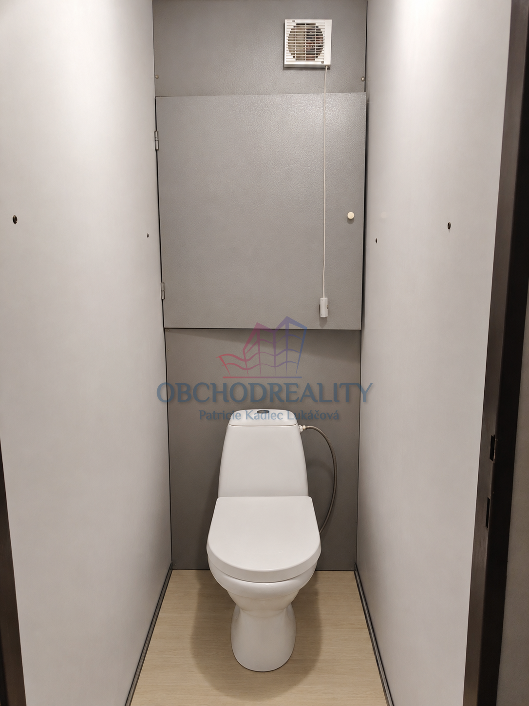 1 - izbový byt s balkónom vo Veľkých Kapušanoch — foto 6