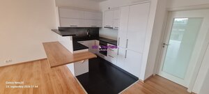 PREDÁME 2IZB. BYT ŽILINA-BÔRIK 76 M2, TERASA — foto 3