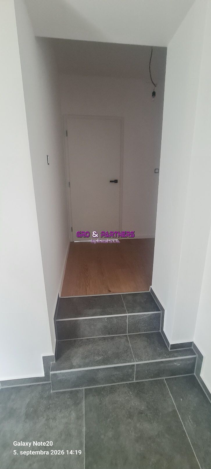 PREDÁME RODINNÝ DOM ZILINA , 675M2  POZEMOK — foto 13