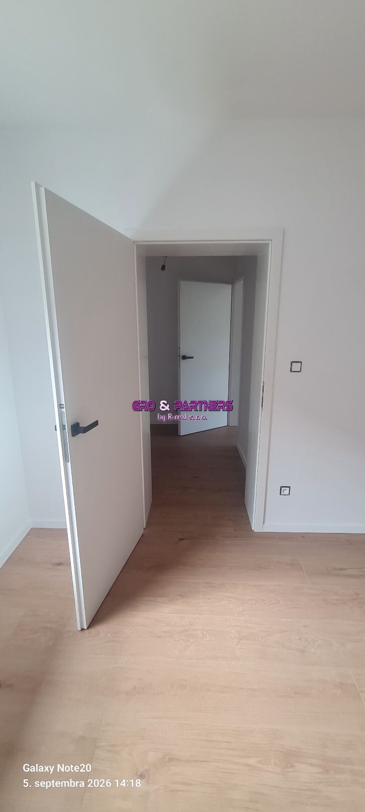 PREDÁME RODINNÝ DOM ZILINA , 675M2  POZEMOK — foto 15