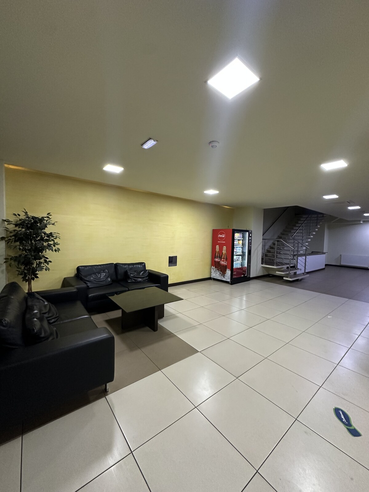 Prenájom kancelárskych priestorov na Dunajskej ulici v centre Bratislavy — foto 5