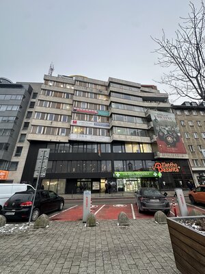 Prenájom kancelárskych priestorov na Dunajskej ulici v centre Bratislavy — foto 1