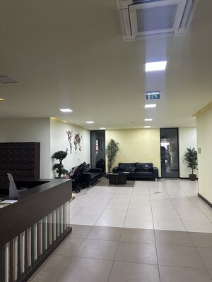 Prenájom kancelárskych priestorov na Dunajskej ulici v centre Bratislavy — foto 2