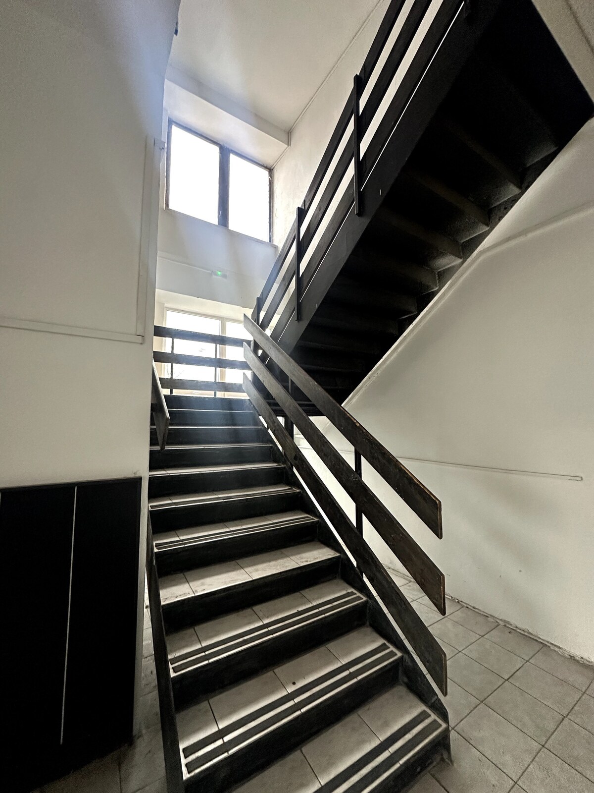 Prenájom Skladov 10m2-60m2 FREE ZONE SIPOX, a.s, Kopčianska 92, Bratislava, Petržalka — foto 4