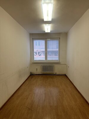 Prenájom Skladov 10m2-60m2 FREE ZONE SIPOX, a.s, Kopčianska 92, Bratislava, Petržalka — foto 8