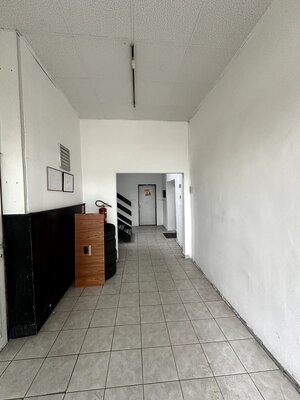 Prenájom Skladov 10m2-60m2 FREE ZONE SIPOX, a.s, Kopčianska 92, Bratislava, Petržalka — foto 3