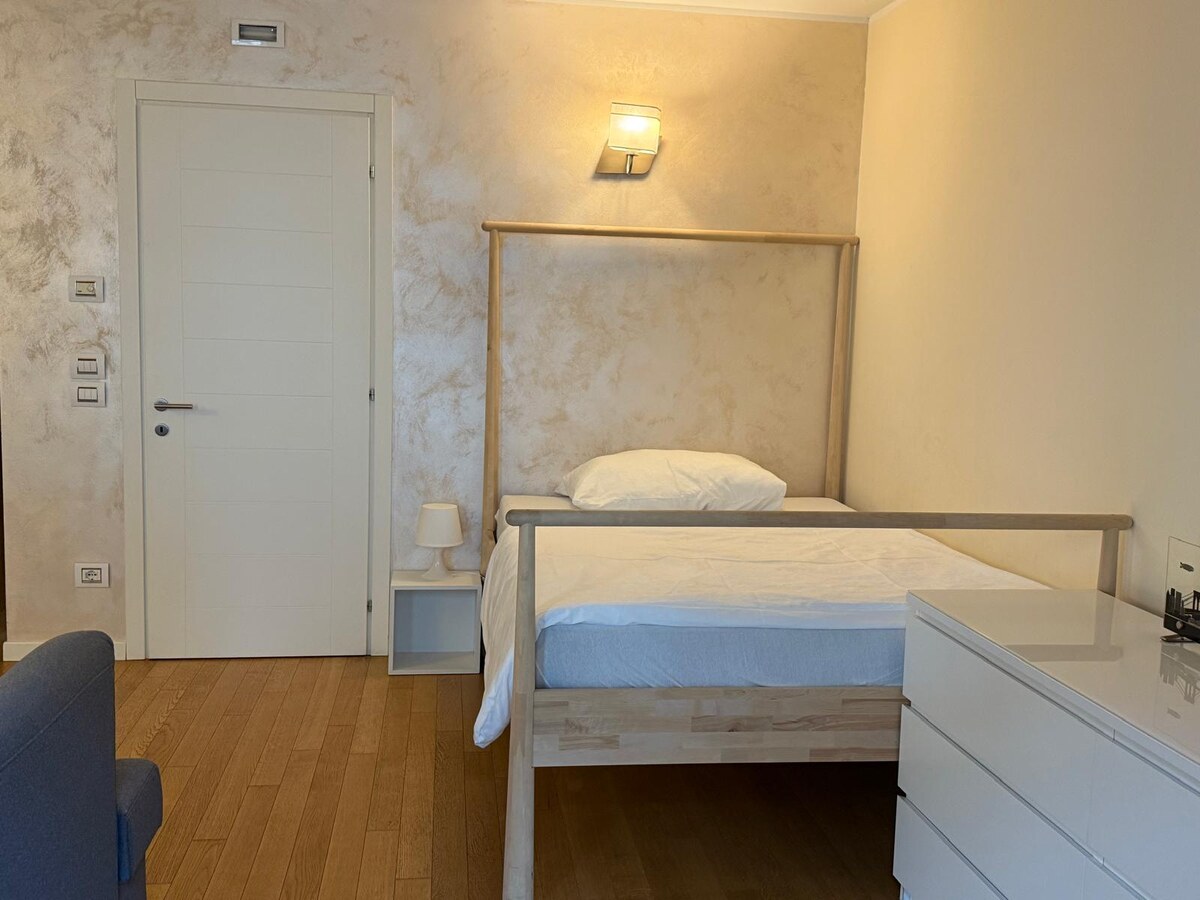 Na predaj veľký 1 izbový byt v úplnom centre mesta Trnava! — foto 5